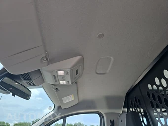 2025 Ford Transit 250 Cargo Van Low Roof 130.0" WB - miniatura 18