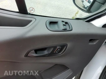 2025 Ford Transit 250 Cargo Van Low Roof 130.0" WB - miniatura 10