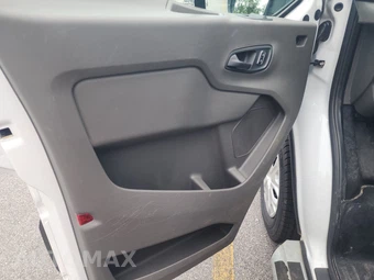 2025 Ford Transit 250 Cargo Van Low Roof 130.0" WB - miniatura 9