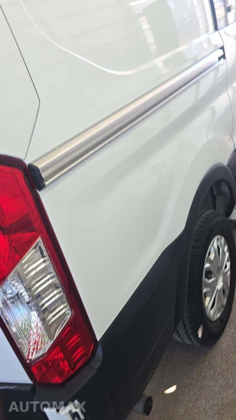 2025 Ford Transit 250 Cargo Van Low Roof 130.0" WB - miniatura 20