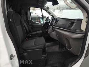 2025 Ford Transit 250 Cargo Van Low Roof 130.0" WB - miniatura 8