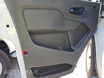 2025 Ford Transit 250 Cargo Van Low Roof 130.0" WB - miniatura 9