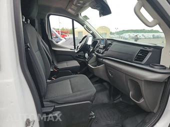 2025 Ford Transit 250 Cargo Van Low Roof 130.0" WB - miniatura 8