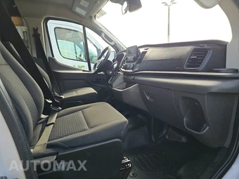 2025 Ford Transit 250 Cargo Van Low Roof 130.0" WB - miniatura 8