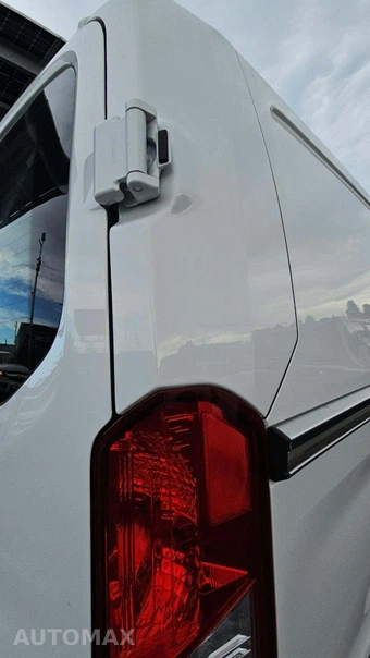 2025 Ford Transit 250 Cargo Van Low Roof 130.0" WB - miniatura 27