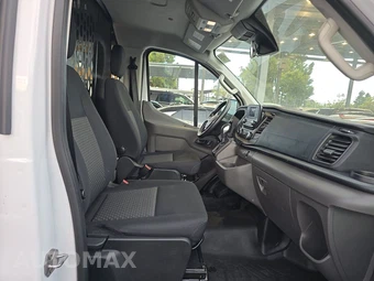 2025 Ford Transit 250 Cargo Van Low Roof 130.0" WB - miniatura 8