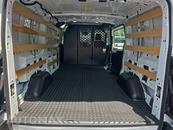 2025 Ford Transit 250 Cargo Van Low Roof 130.0" WB - miniatura 15