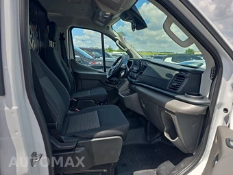 2025 Ford Transit 250 Cargo Van Low Roof 130.0" WB - miniatura 8
