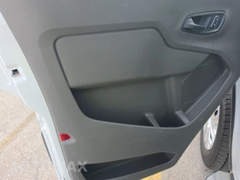 2025 Ford Transit 250 Cargo Van Low Roof 130.0" WB - miniatura 9