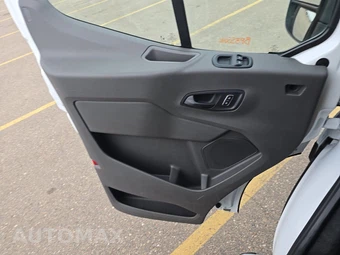 2025 Ford Transit 250 Cargo Van Low Roof 130.0" WB - miniatura 9