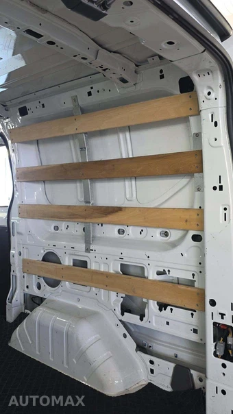 2025 Ford Transit 250 Cargo Van Low Roof 130.0" WB - miniatura 24