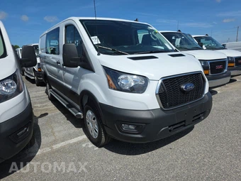 2025 Ford Transit 250 Cargo Van Low Roof 130.0" WB - miniatura 3