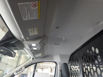2025 Ford Transit 250 Cargo Van Low Roof 130.0" WB - miniatura 18