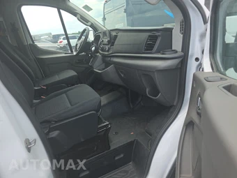 2025 Ford Transit 250 Cargo Van Low Roof 130.0" WB - miniatura 8