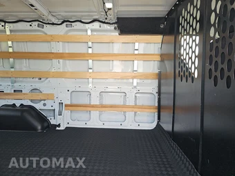 2025 Ford Transit 250 Cargo Van Low Roof 130.0" WB - miniatura 13