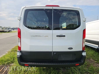 2025 Ford Transit 250 Cargo Van Low Roof 130.0" WB - miniatura 5