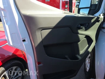 2025 Ford Transit 250 Cargo Van Low Roof 130.0" WB - miniatura 9