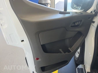 2025 Ford Transit 250 Cargo Van Low Roof 130.0" WB - miniatura 9