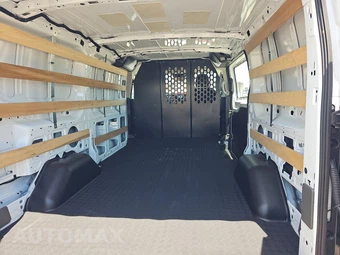 2025 Ford Transit 250 Cargo Van Low Roof 130.0" WB - miniatura 15