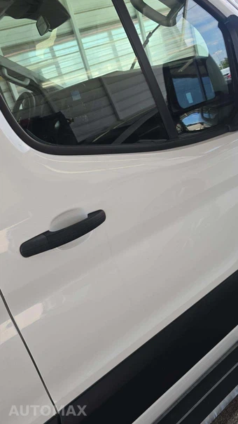2025 Ford Transit 250 Cargo Van Low Roof 130.0" WB - miniatura 24