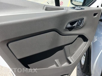 2025 Ford Transit 250 Cargo Van Low Roof 130.0" WB - miniatura 9