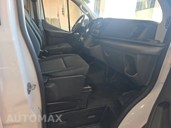 2025 Ford Transit 250 Cargo Van Low Roof 130.0" WB - miniatura 8
