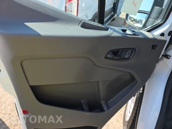 2025 Ford Transit 250 Cargo Van Low Roof 130.0" WB - miniatura 9
