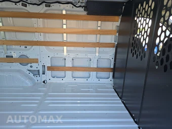 2025 Ford Transit 250 Cargo Van Low Roof 130.0" WB - miniatura 13