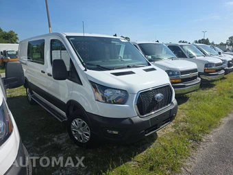 2025 Ford Transit 250 Cargo Van Low Roof 130.0" WB - miniatura 3