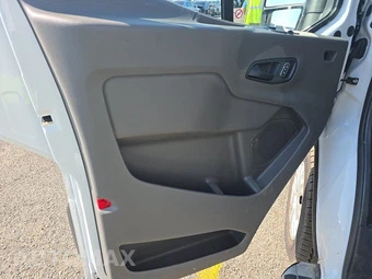 2025 Ford Transit 250 Cargo Van Low Roof 130.0" WB - miniatura 9