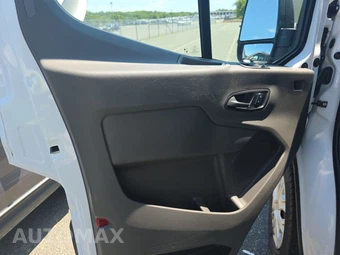 2025 Ford Transit 250 Cargo Van Low Roof 130.0" WB - miniatura 9