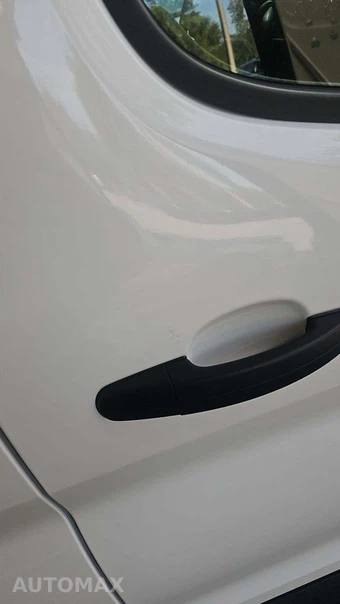 2025 Ford Transit 250 Cargo Van Low Roof 130.0" WB - miniatura 18