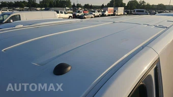 2025 Ford Transit 250 Cargo Van Low Roof 130.0" WB - miniatura 17