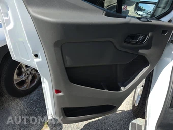 2025 Ford Transit 250 Cargo Van Low Roof 130.0" WB - miniatura 9