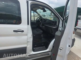 2025 Ford Transit 250 Cargo Van Low Roof 130.0" WB - miniatura 8