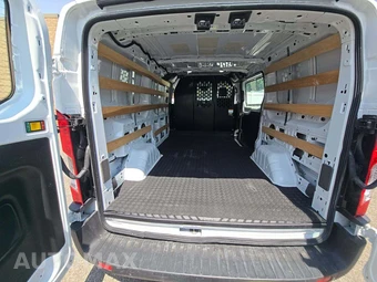 2025 Ford Transit 250 Cargo Van Low Roof 130.0" WB - miniatura 13