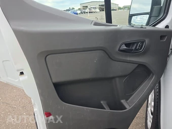 2025 Ford Transit 250 Cargo Van Low Roof 130.0" WB - miniatura 9