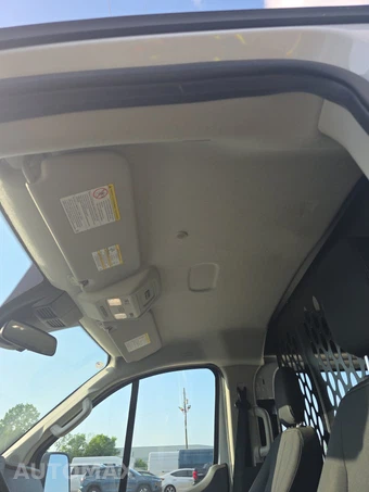 2025 Ford Transit 250 Cargo Van Low Roof 130.0" WB - miniatura 21