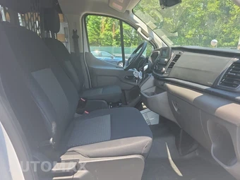 2025 Ford Transit 250 Cargo Van Low Roof 130.0" WB - miniatura 8