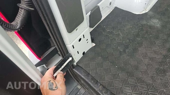 2025 Ford Transit 250 Cargo Van Low Roof 130.0" WB - miniatura 22