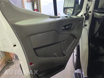 2025 Ford Transit 250 Cargo Van Low Roof 130.0" WB - miniatura 9