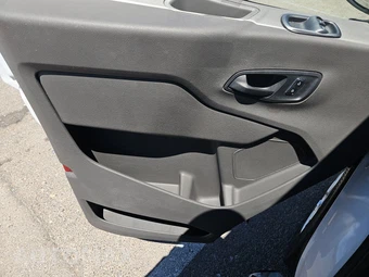 2025 Ford Transit 250 Cargo Van Low Roof 130.0" WB - miniatura 9