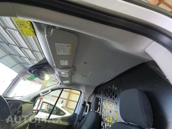 2025 Ford Transit 250 Cargo Van Low Roof 130.0" WB - miniatura 16