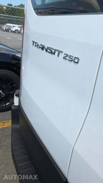 2025 Ford Transit 250 Cargo Van Low Roof 130.0" WB - miniatura 27