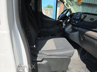 2025 Ford Transit 250 Cargo Van Low Roof 130.0" WB - miniatura 8