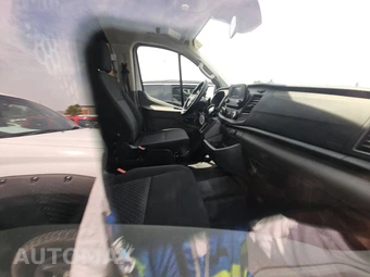2025 Ford Transit 250 Cargo Van Low Roof 130.0" WB - miniatura 8
