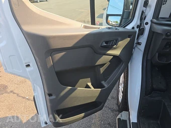 2025 Ford Transit 250 Cargo Van Low Roof 130.0" WB - miniatura 9