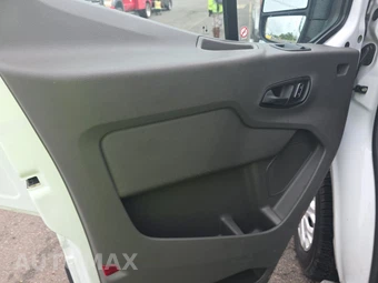 2025 Ford Transit 250 Cargo Van Low Roof 130.0" WB - miniatura 9