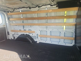 2025 Ford Transit 250 Cargo Van Low Roof 130.0" WB - miniatura 13