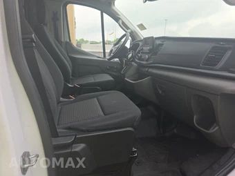 2025 Ford Transit 250 Cargo Van Low Roof 130.0" WB - miniatura 8